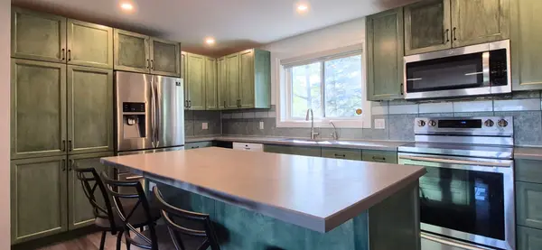 15 East Hungerford RD, Tweed, ON K0K 3J0