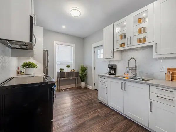 76 Grey ST, Brantford, ON N3T 2T5