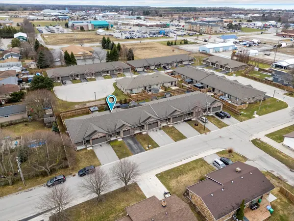 206 Bennett ST E, Goderich, ON N7A 4H5