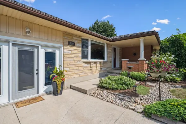 220 Colborne ST, Centre Wellington, ON N0B 1S0