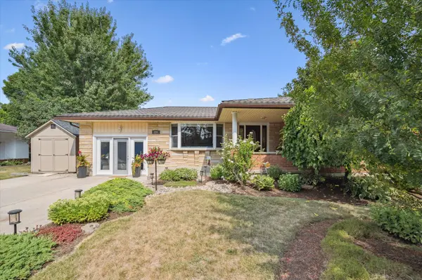 220 Colborne ST, Centre Wellington, ON N0B 1S0