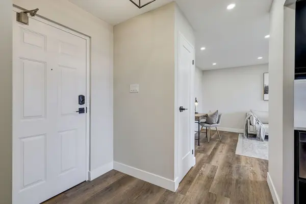 135 baseline RD W #910, London South, ON N6J 4W4