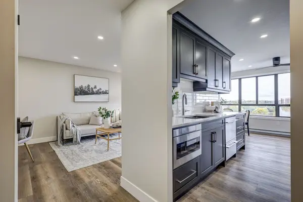 135 baseline RD W #910, London South, ON N6J 4W4