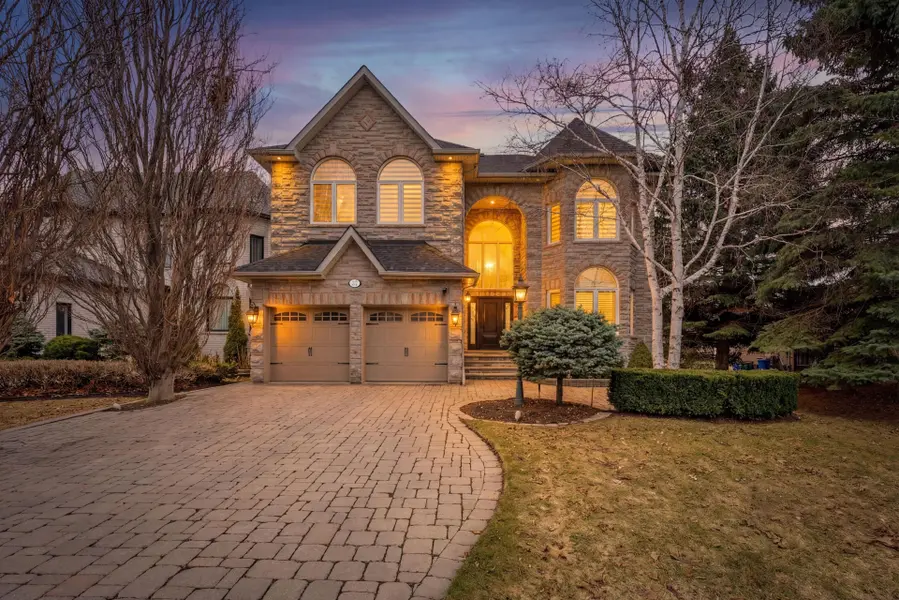 37 Vaughan BLVD, Vaughan, ON L4J 3N8