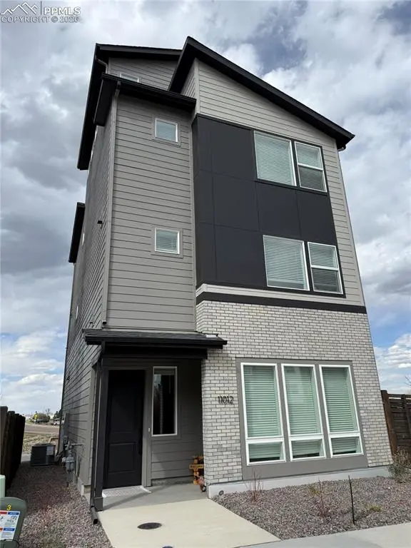 11012 Geddes PL, Greenwood Village, CO 80112