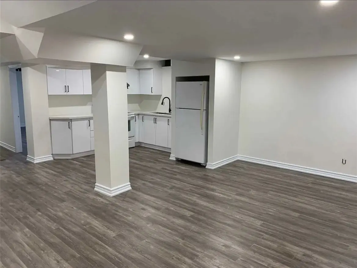 1549 Woodruff CRES, Pickering, ON L1V 3S5