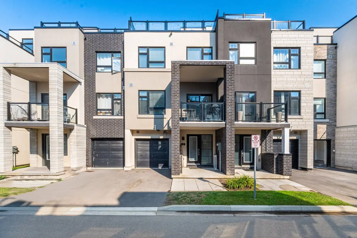 1121 Cooke BLVD #19, Burlington, ON L7T 0C4