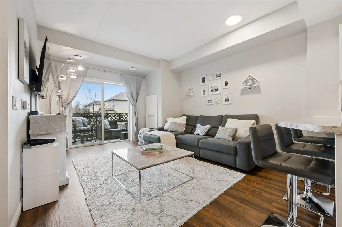 7 Kay CRES #106, Guelph, ON N1L 0P9