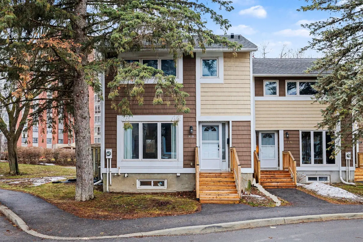 319 Stowe CT, Kanata, ON K2K 1Z6
