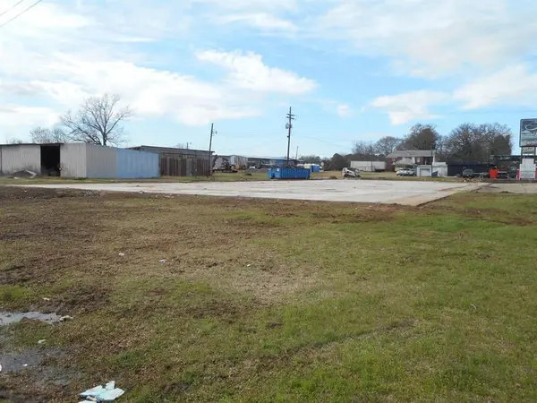 2020 S Arkansas Highway, Springhill, LA 71075