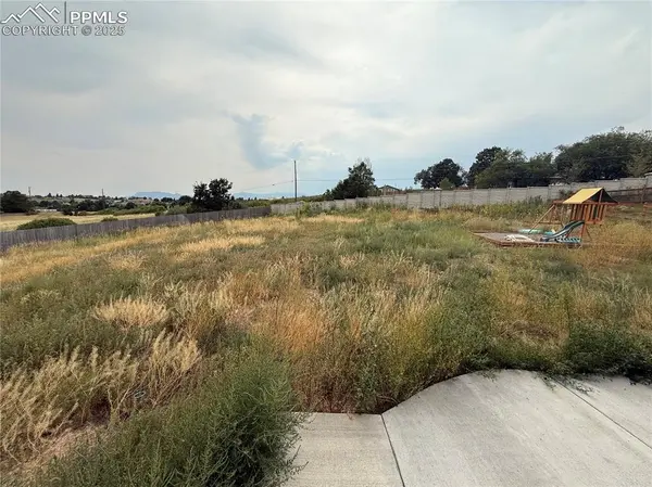 4626 High Springs CT, Colorado Springs, CO 80917