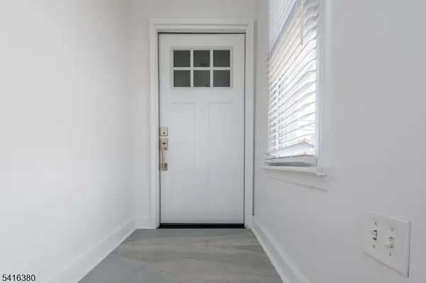 114 E Main St-Unit 1 #1, Little Falls Twp., NJ 07424