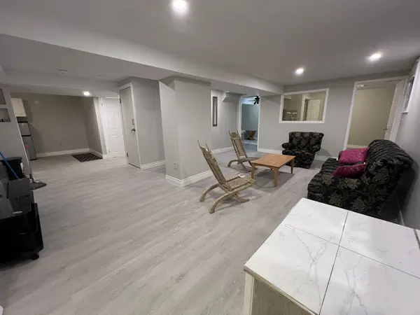 2370 Denvale DR, Pickering, ON L1X 2H4