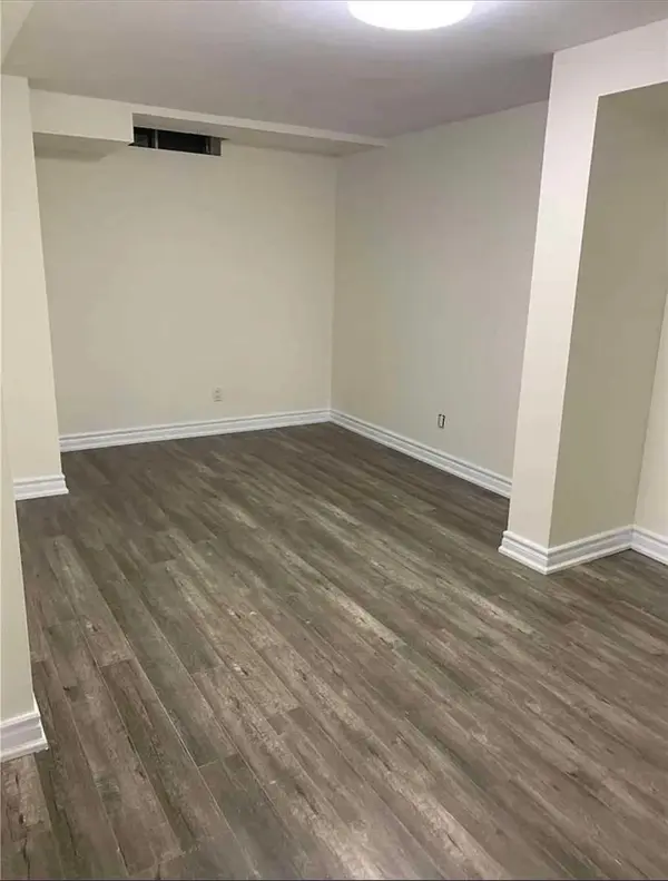 1549 Woodruff CRES, Pickering, ON L1V 3S5