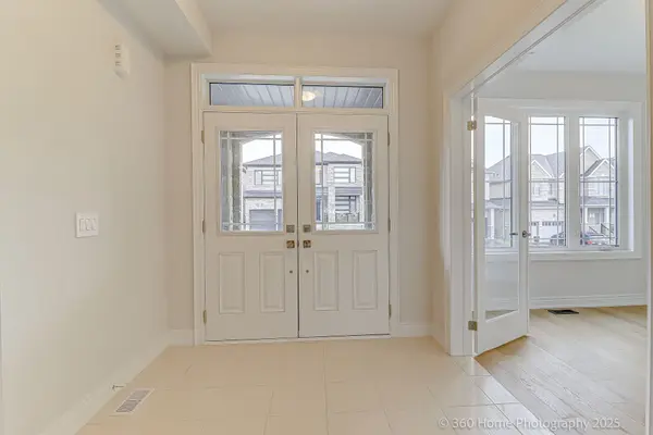 49 Bostock DR, Georgina, ON L4P 0T1