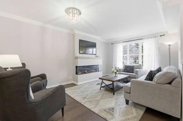 198 Pleasant Ridge AVE, Vaughan, ON L4J 9J2