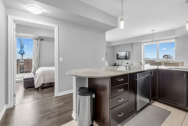 7730 Kipling AVE #610, Vaughan, ON L4L 1Y9