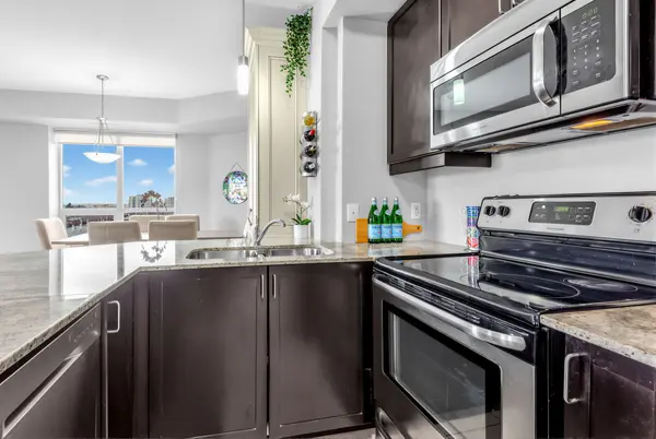 7730 Kipling AVE #610, Vaughan, ON L4L 1Y9