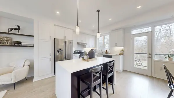 60 Juneau ST, Vaughan, ON L4L 0H6