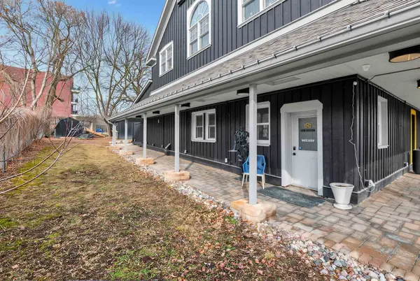 505 Queen ST, Newmarket, ON L3Y 2H3