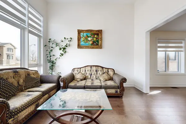 112 BEARBERRY RD, Springwater, ON L9X 2C8