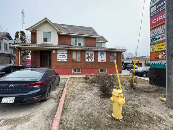 157 Bayfield ST #7, Barrie, ON L4M 3B4