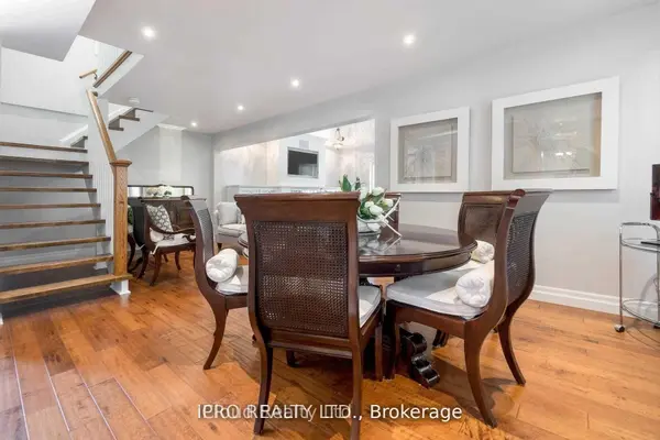 18 Sunset BLVD, Brampton, ON L6X 1W8