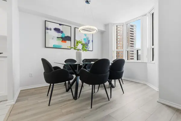 10 Malta AVE #1004, Brampton, ON L6Y 4G6