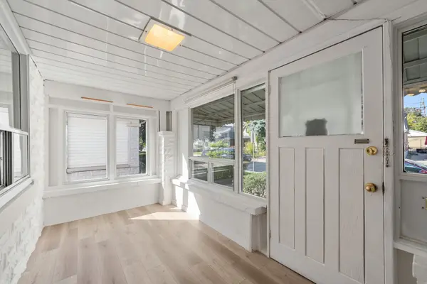 87 Pritchard AVE, Toronto W03, ON M6N 1T9