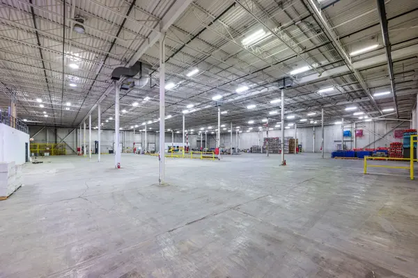 735 Oval CT, Burlington, ON L7L 6A9