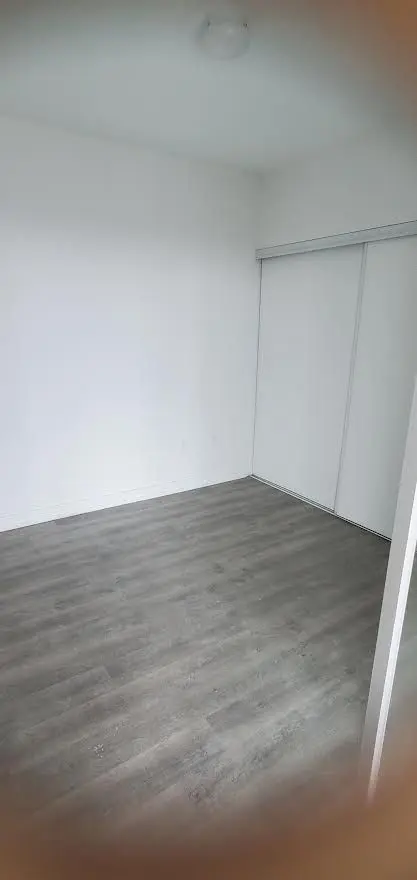 2300 St Clair AVE W #603, Toronto W02, ON M6N 0B3