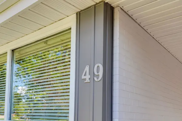 49 Harper RD, Brampton, ON L6W 2W7