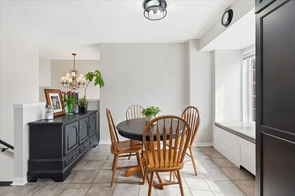 5110 Fairview ST #6, Burlington, ON L7L 7H6