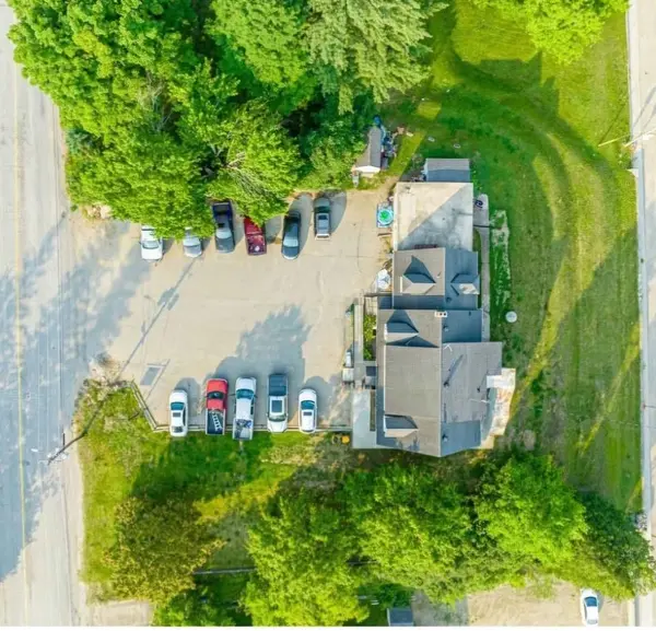 33 Flint AVE, Bancroft, ON K0L 1C0