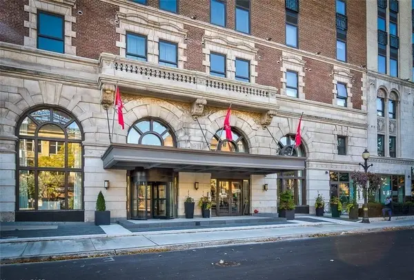 112 King ST E #405, Hamilton, ON L8N 1A8