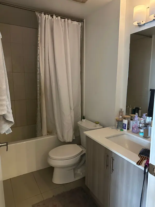 550 North Service RD #1007, Grimsby, ON L3M 4E8