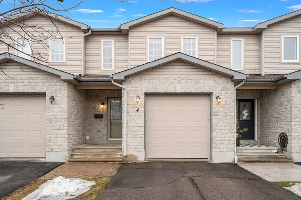 4 John Findlay TER, Arnprior, ON K7S 3Z3