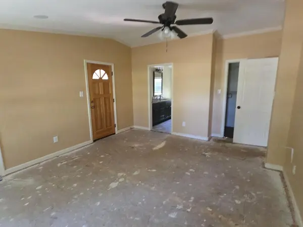 7728 County Road 915, Joshua, TX 76058