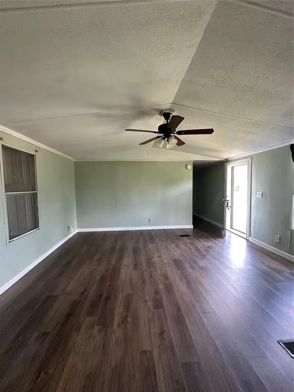 559 Quillian Trace, Gholson, TX 76705