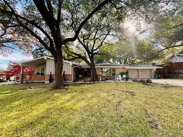 4236 Shannon Drive, Fort Worth, TX 76116