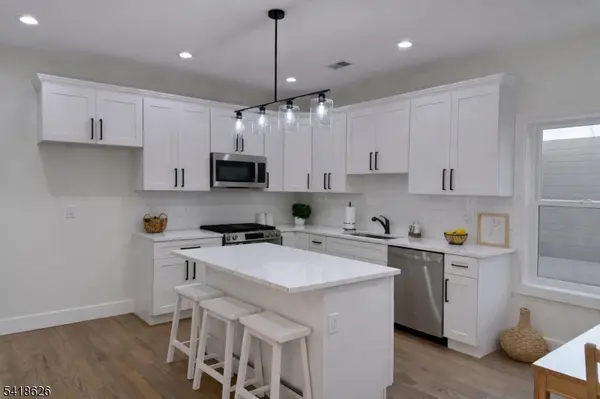 2 Fairview Ave, Somerville Boro, NJ 08876