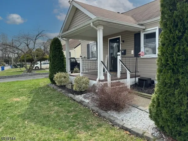 34 Eisenhower, Spotswood Boro, NJ 08884