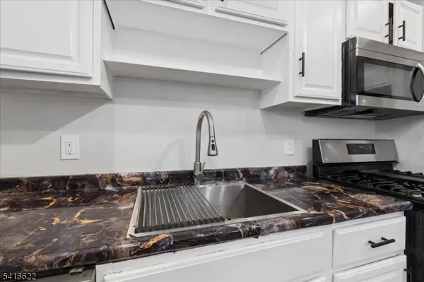 117 Winthrop Rd, Edison Twp., NJ 08817