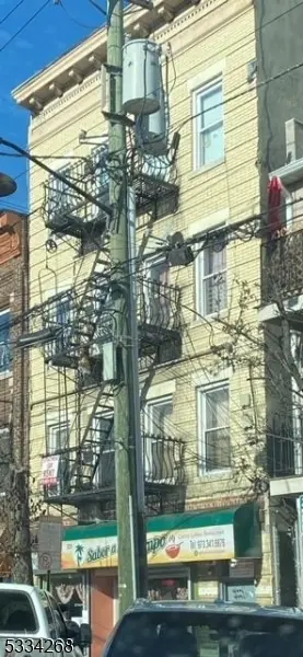 331 21st Ave, Paterson City, NJ 07501