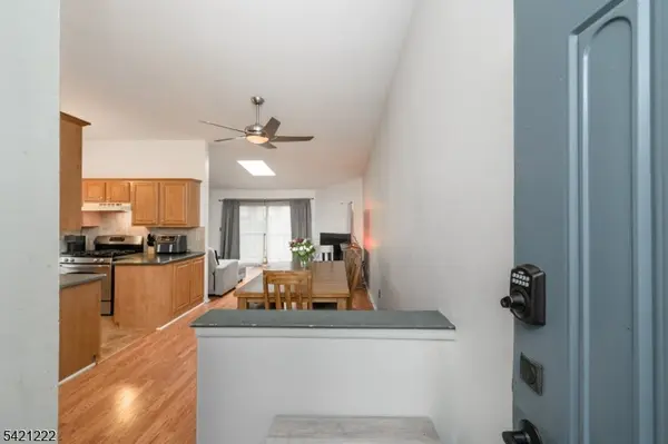 1614 Spruce Hills Dr, Glen Gardner Boro, NJ 08826