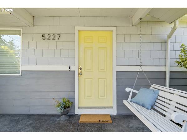 5227 SE 105TH AVE, Portland, OR 97266