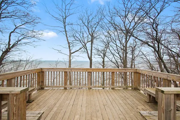 3048 Park DR, Douglas Vllg, MI 49406