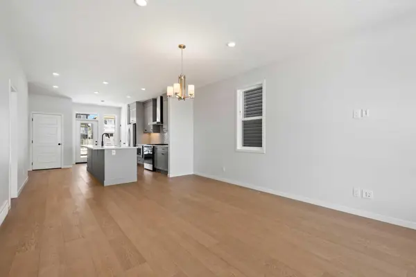 114 Wolf Hollow TER SE, Calgary, AB T2X 6C5