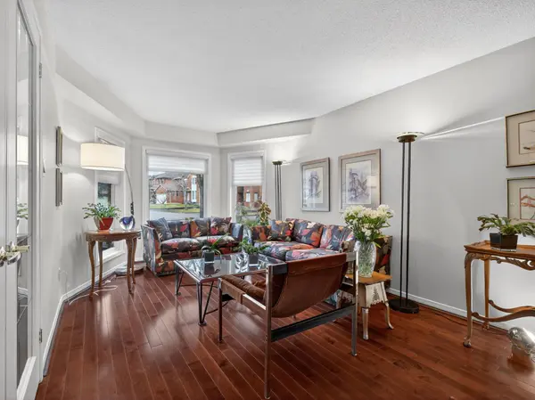 37 Artisan PL, Toronto C15, ON M2H 3P5