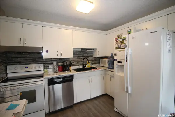 522 4th STREET W, Shaunavon, SK S0N 2M0